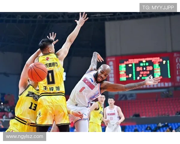 吉林九台农商行鏖战四川金强巅峰对决点燃赛场激情