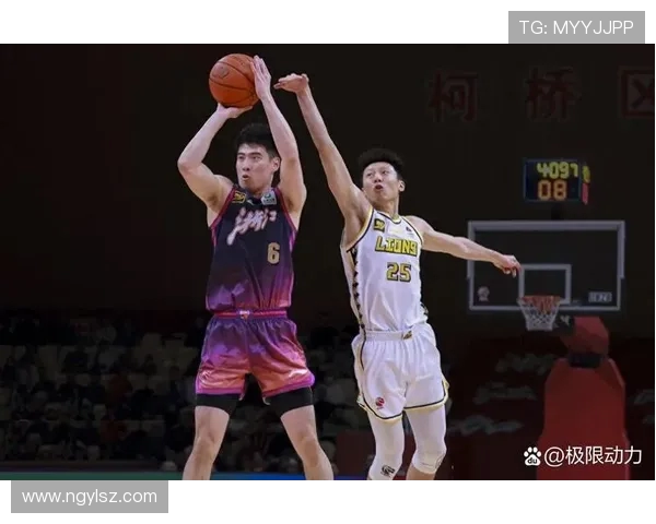 CBA激战广东对阵广厦全程直播精彩瞬间不容错过 CBA激战广东对阵广厦全程直播精彩瞬间不容错过