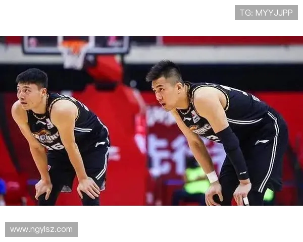 天津男篮与辽篮精彩对决回放分析赛场亮点与球员表现全解析