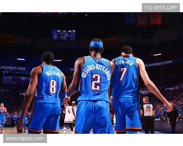 尼克斯与掘金激战正酣NBA赛季精彩对决引发球迷热议 尼克斯与掘金激战正酣NBA赛季精彩对决引发球迷热议